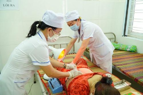 BHXH Quảng Nam tăng cường đảm bảo quyền lợi của người có thẻ BHYT khi đi khám chữa bệnh