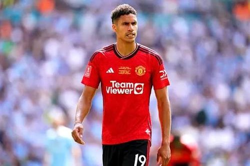Raphael Varane ký hợp đồng với Como 1907