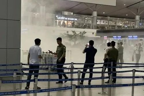 Pin dự phòng phát nổ tại sân bay Tân Sơn Nhất