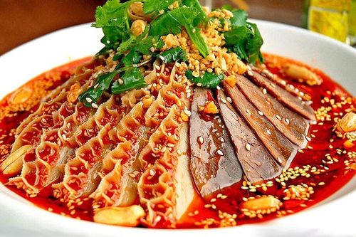 Tại sao mua lòng lợn rất dễ, còn lòng bò ít được bán ngoài chợ?