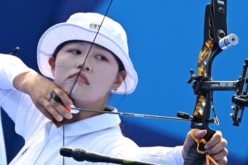 'Ngón tay kim chi' giúp Hàn Quốc thống trị ở môn bắn cung?