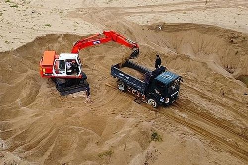 Vì sao nhiều doanh nghiệp xin trả lại mỏ cát đã đấu giá?