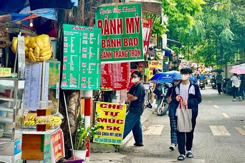 Tràn lan vi phạm trật tự đô thị trên phố Lê Văn Hiến
