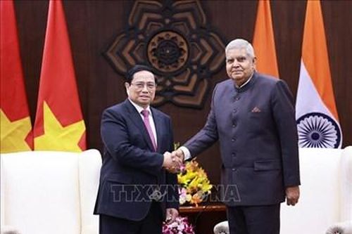 Thủ tướng Phạm Minh Chính hội kiến Phó tổng thống, Chủ tịch Thượng viện Ấn Độ