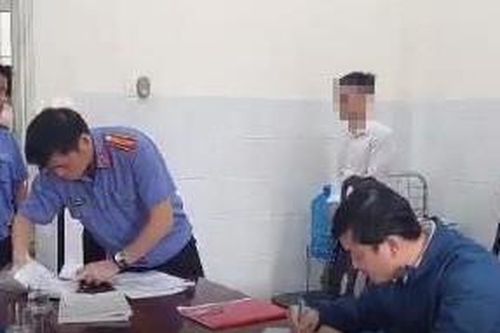 Nguyên Giám đốc Trung tâm pháp y bị truy tố tội 'Nhận hối lộ'