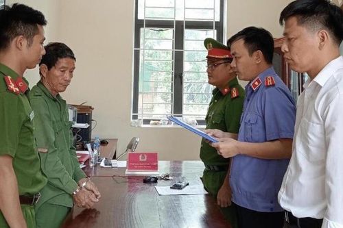 Anh trai đả thương em ruột