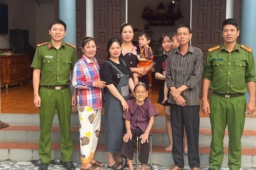 Công an xã Đồng Lương giúp một gia đình đoàn tụ sau gần 30 năm lưu lạc
