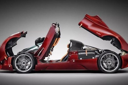 Cận cảnh siêu xe Pagani Utopia Roadster vừa ra mắt, giá khoảng 3,4 triệu USD