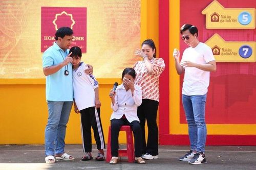 Chuyến xe 'Mái Ấm Gia Đình Việt' hành trình tới Tây Nguyên