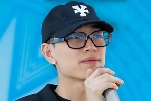 Quán quân Rap Việt bị tố mắc bệnh ngôi sao