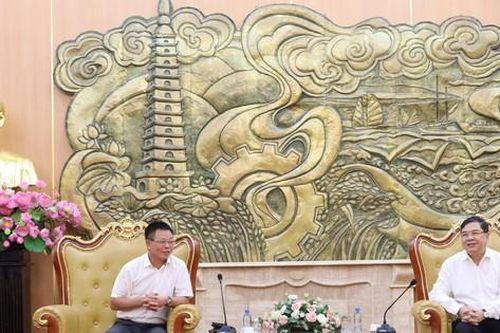 Bí thư Tỉnh ủy Nam Định tiếp đoàn công tác báo Tiền Phong chuẩn bị cho Siêu cúp bóng đá Quốc gia - Cúp THACO 2024