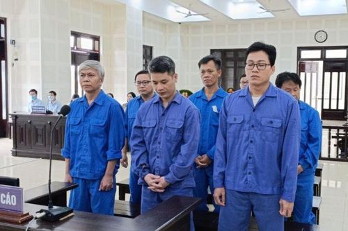 Cựu chủ tịch quận ở Đà Nẵng lĩnh án 9 năm tù sau vụ 'lại quả' 33% gói thầu nạo vét cống