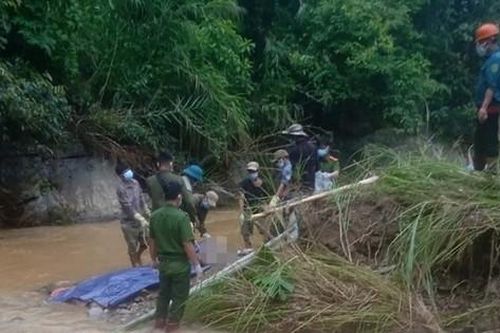 Tìm thấy thi thể người phụ nữ bị nước lũ cuốn trôi sau 8 ngày