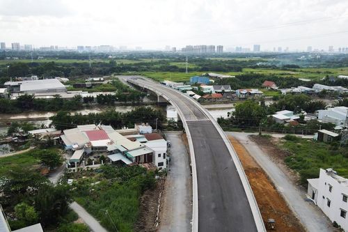 Cầu 500 tỷ đồng nối nhịp, dân hai huyện ở TPHCM sắp thoát cảnh đi vòng 10km