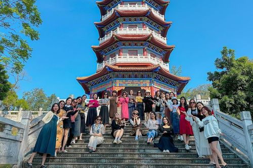 China Express Tour cung cấp nhiều tour du lịch Trung Quốc độc đáo, giá mềm