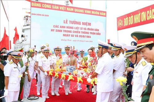 Quân chủng Hải quân tổ chức lễ tưởng niệm Chiến thắng trận đầu tại Cửa Lục