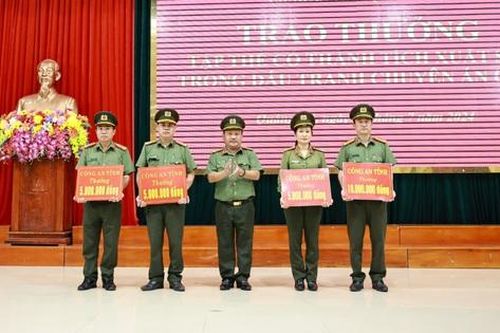 Triệt phá đường dây sử dụng người dưới 16 tuổi vào mục đích khiêu dâm