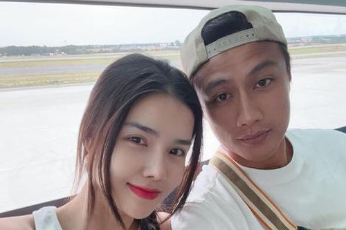 Bà xã Mạc Hồng Quân đăng đàn 'bóng gió' ai đó về lòng tin