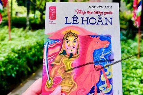 Bồi đắp tình yêu lịch sử, văn học với bộ sách 'Ngàn năm sử Việt'