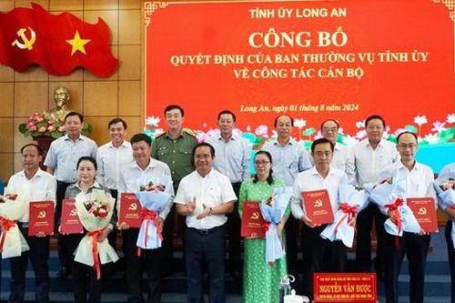 Long An: Điều động, bổ nhiệm nữ Bí thư Huyện ủy, Phó Chủ tịch Hội LHPN tỉnh... giữ chức vụ mới