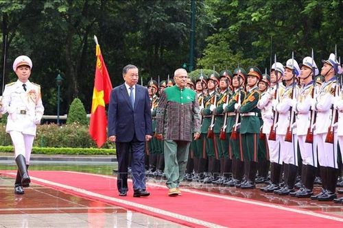 Chủ tịch nước chủ trì lễ đón Tổng thống Timor-Leste