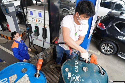 Cơ chế nặng hành chính – nút thắt trong điều hành giá xăng dầu