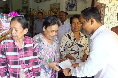 Phát huy vai trò người có uy tín trong đồng bào dân tộc thiểu số