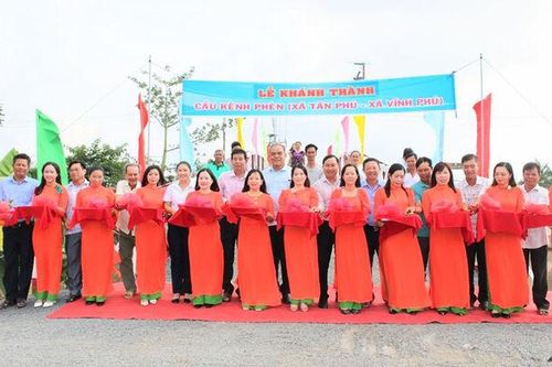 Xã Tân Phú khánh thành cầu Kênh Phèn