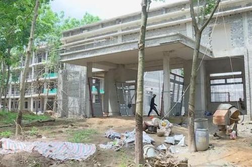 Trường THCS Tân Thành ở Bàu Cạn đã được đầu tư xây mới
