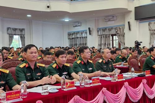 Binh đoàn 15 tổ chức hội nghị quân chính