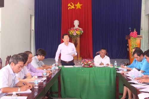 Phó Bí thư Tỉnh ủy Hà Quốc Trị làm việc với xã Khánh Hiệp