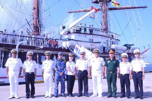 Tàu buồm 286 - Lê Quý Đôn rời Brunei, lên đường về nước