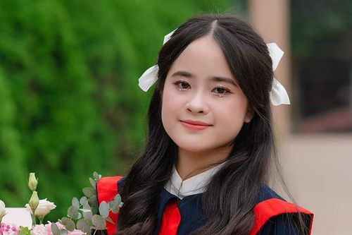 Nữ sinh dân tộc Tày vượt khó, học giỏi