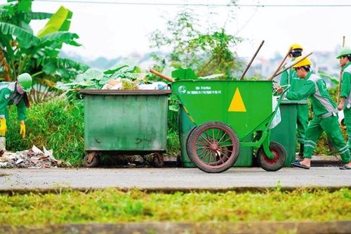Đồng bộ điện lưới và môi trường đạt chuẩn nông thôn mới