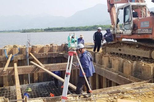 Công nhận huyện A Lưới thoát nghèo