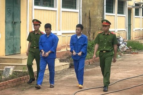 Lên mạng quảng cáo rồi cho vay lãi nặng 556%/năm