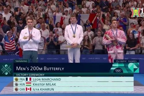 Kình ngư Leon Marchand lập cú đúp ngoạn mục tại Olympic 2024