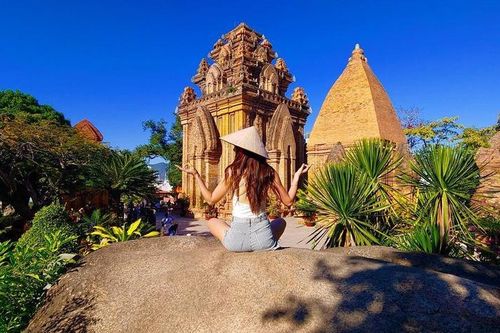 Mở 2 tour tham quan đêm tại Tháp Bà Ponagar Nha Trang