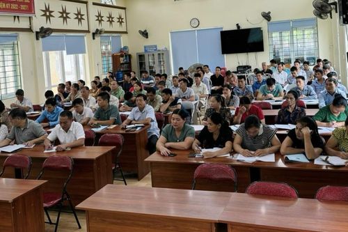 160 chi hội trưởng và hội viên nông dân tập huấn giám sát và phản biện xã hội