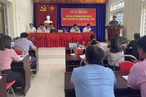 Tiếp xúc cử tri hai cấp sau Kỳ họp (thường lệ) giữa năm HĐND tỉnh, huyện tai Quảng Hòa
