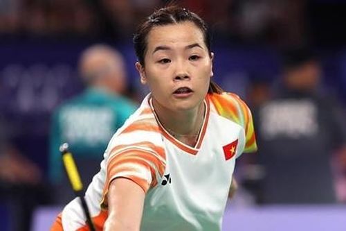 Clip 'mỹ nhân' cầu lông Thùy Linh thi đấu ở Olympic Paris 2024