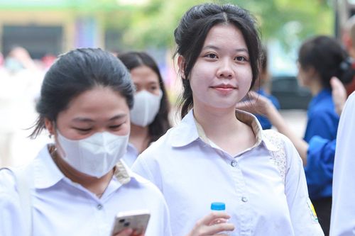 Học phí trường Đại học Thương mại 2024, cao nhất 35 triệu đồng/năm