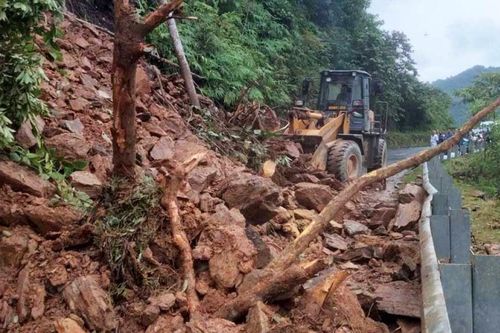 Mưa lớn gây sạt lở, nhiều xã biên giới ở Lai Châu bị chia cắt tạm thời