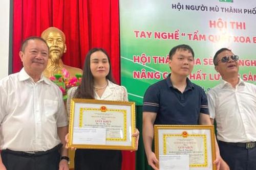 Lần đầu tổ chức Hội thi tay nghề tẩm quất xoa bóp Hội Người mù TP Hà Nội