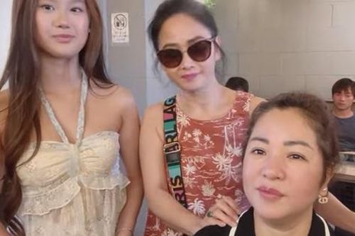 Lộ diện cháu nội NSƯT Bảo Quốc tại Mỹ: Xinh đẹp, chiều cao khủng, cùng tên con gái Quyền Linh