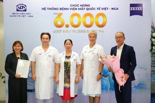Bệnh viện đầu tiên thực hiện thành công 6.000 ca mổ cận Smile Pro