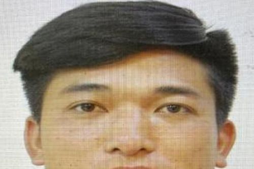Hà Nội: Bắt nam thanh niên cầm dao đuổi chém 2 người bị thương
