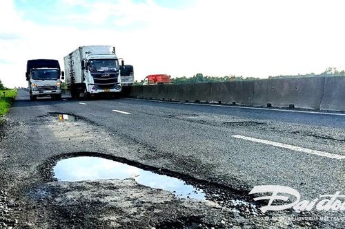Khẩn trương xử lý các ổ gà, ổ voi trên tuyến Lộ Tẻ - Rạch Giá
