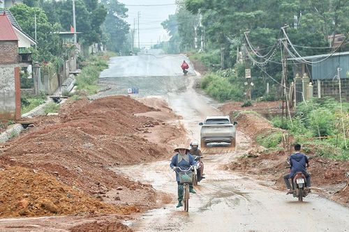 Hà Nội: Người dân bất an vì Dự án đường tỉnh 414C thi công 'ẩu'