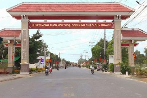 Huyện Thoại Sơn (An Giang) đạt chuẩn nông thôn mới nâng cao